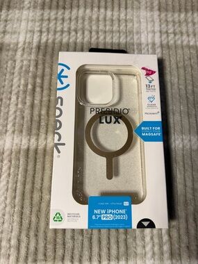 speck Presidio LUX Clear Glitter Case with Gold MagSafe Ring